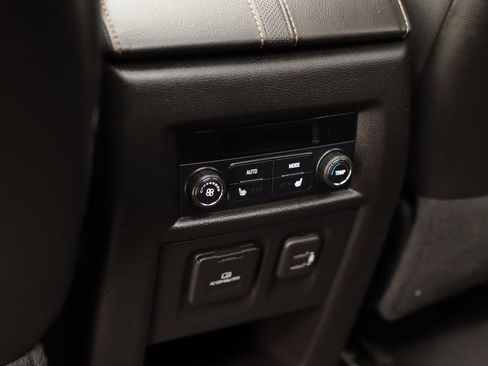 Used 2020 Chevrolet Traverse Premier w/ Redline Edition image 31