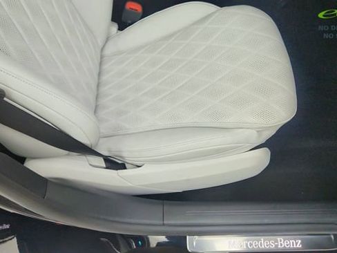 Used 2024 Mercedes-Benz E 350 4MATIC Sedan w/ Multicontour Seating Package image 26