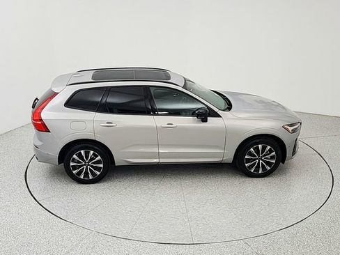 Certified 2025 Volvo XC60 B5 Plus AWD/4WD image 16