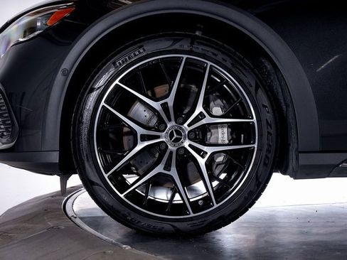 Used 2024 Mercedes-Benz E 450 4MATIC All-Terrain Wagon image 12