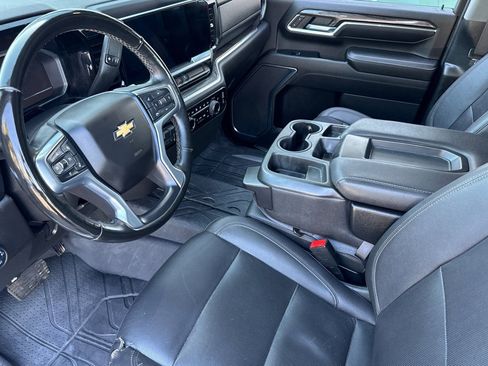 Used 2024 Chevrolet Silverado 2500 LTZ image 11