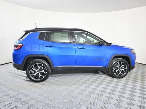 New 2026 Jeep Compass Limited w/ Mopar All Weather Package image 7