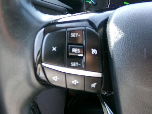 Used 2021 Ford Escape SE w/ Cold Weather Package AWD/4WD image 14