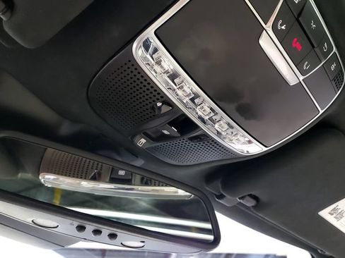 Used 2017 Mercedes-Benz S 550 4MATIC Sedan image 42