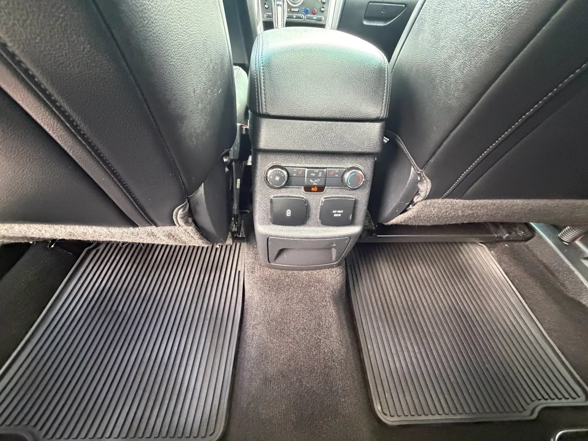 Used 2016 Ford Explorer Limited w/ Equipment Group 301A FWD image 35