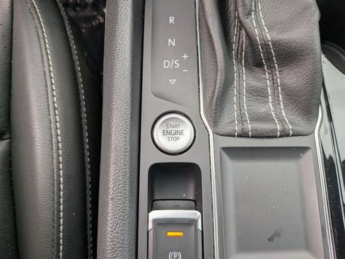 Certified 2023 Volkswagen Atlas SE w/ Panoramic Sunroof Package FWD image 26