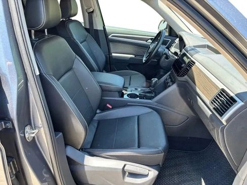 Used 2023 Volkswagen Atlas SE FWD image 29