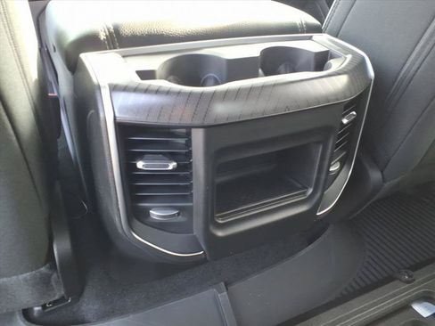New 2026 RAM 1500 Big Horn AWD/4WD image 7