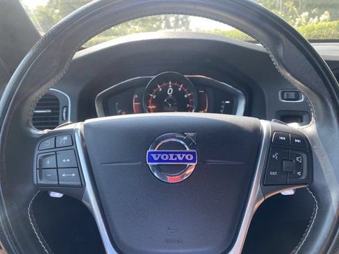 Used 2017 Volvo S60 T6 R-Design Platinum AWD/4WD image 13