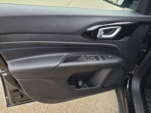 New 2026 Jeep Compass Limited AWD/4WD image 13