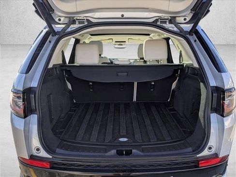 Certified 2024 Land Rover Discovery Sport S image 6