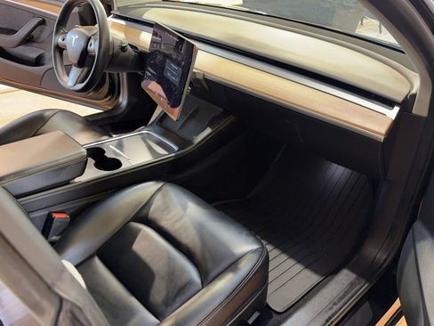 Used 2022 Tesla Model 3 Performance image 20