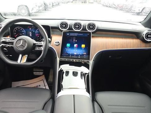 Certified 2025 Mercedes-Benz GLC 300 4MATIC image 24