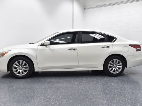 Used 2013 Nissan Altima 2.5 S image 6