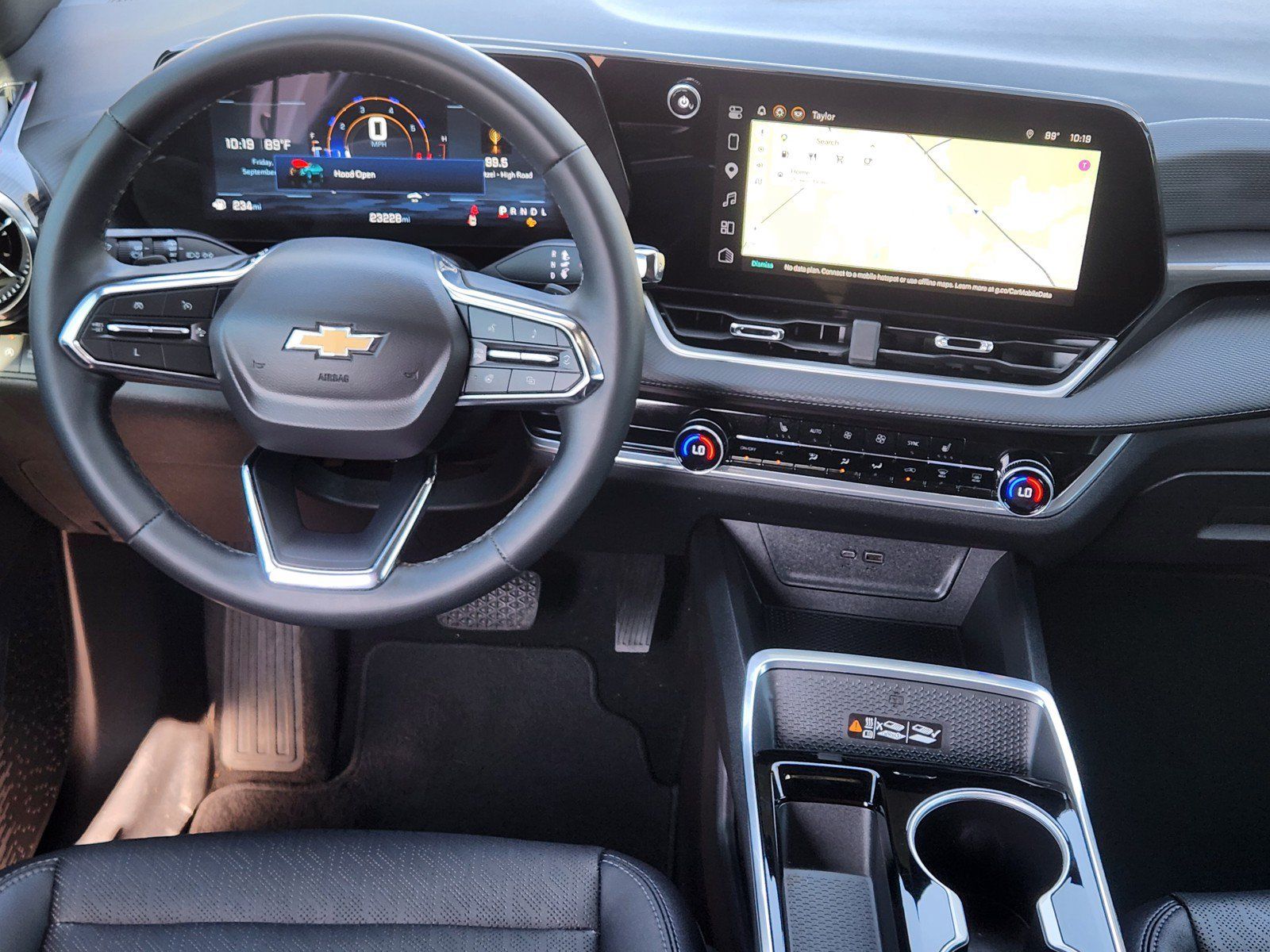 Used 2025 Chevrolet Equinox LT w/ Convenience Package II FWD image 9