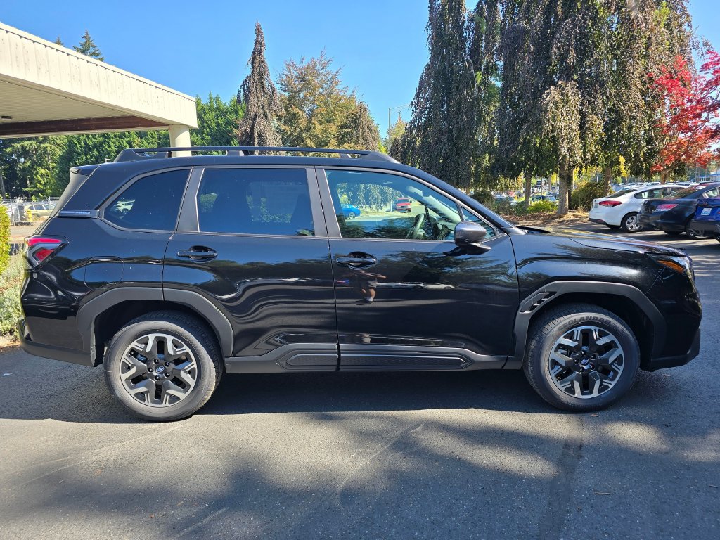 New 2026 Subaru Forester Premium AWD/4WD image 3