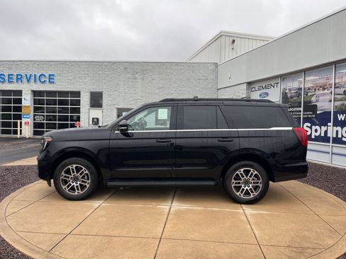 New 2025 Ford Expedition Active image 29