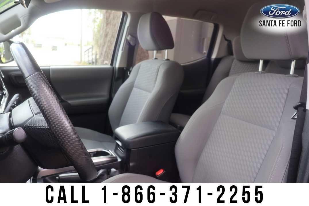 Used 2023 Toyota Tacoma SR5 RWD image 14