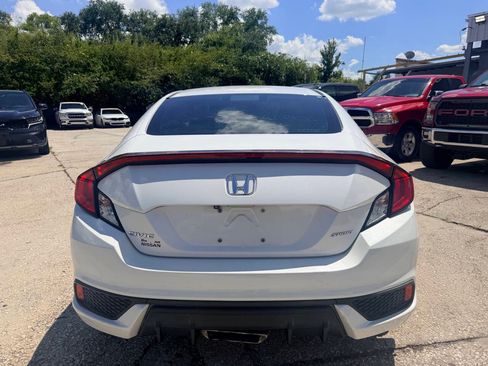 Used 2019 Honda Civic Sport image 7
