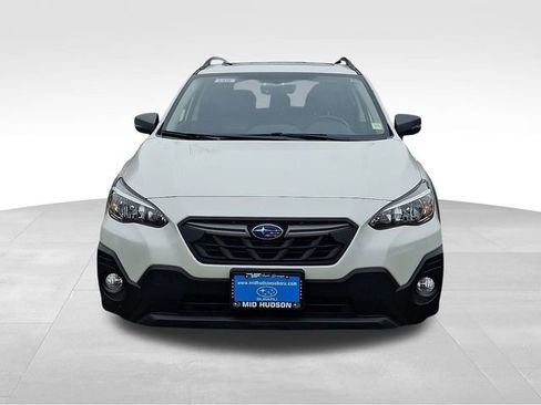 Used 2021 Subaru Crosstrek 2.5i Sport w/ Moonroof Package image 2