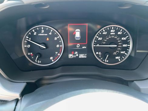 Used 2025 Subaru Crosstrek 2.0i Premium w/ Convenience Package #2 AWD/4WD image 16