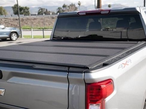 New 2025 Chevrolet Silverado 1500 Custom image 12