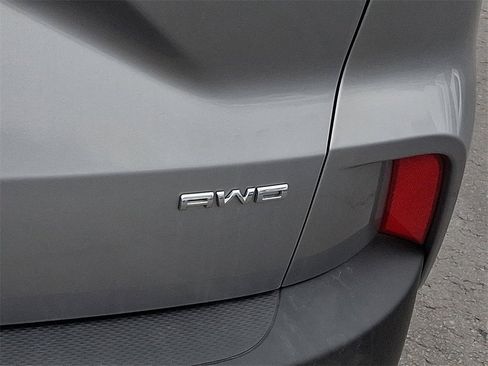 Certified 2022 Ford Escape Titanium image 31