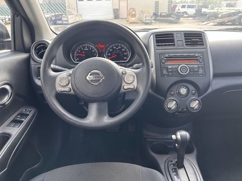 Used 2013 Nissan Versa SL image 12