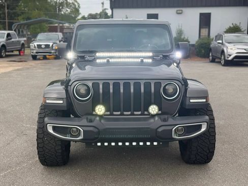 Used 2021 Jeep Gladiator Sport AWD/4WD image 11