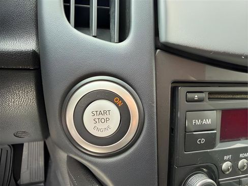 Used 2020 Nissan 370Z Coupe image 31