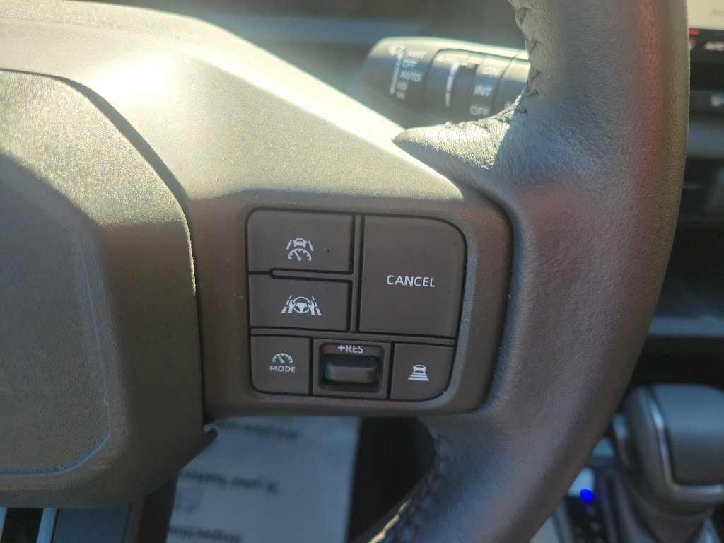 Used 2026 Toyota RAV4 SE w/ Convenience Package FWD image 29