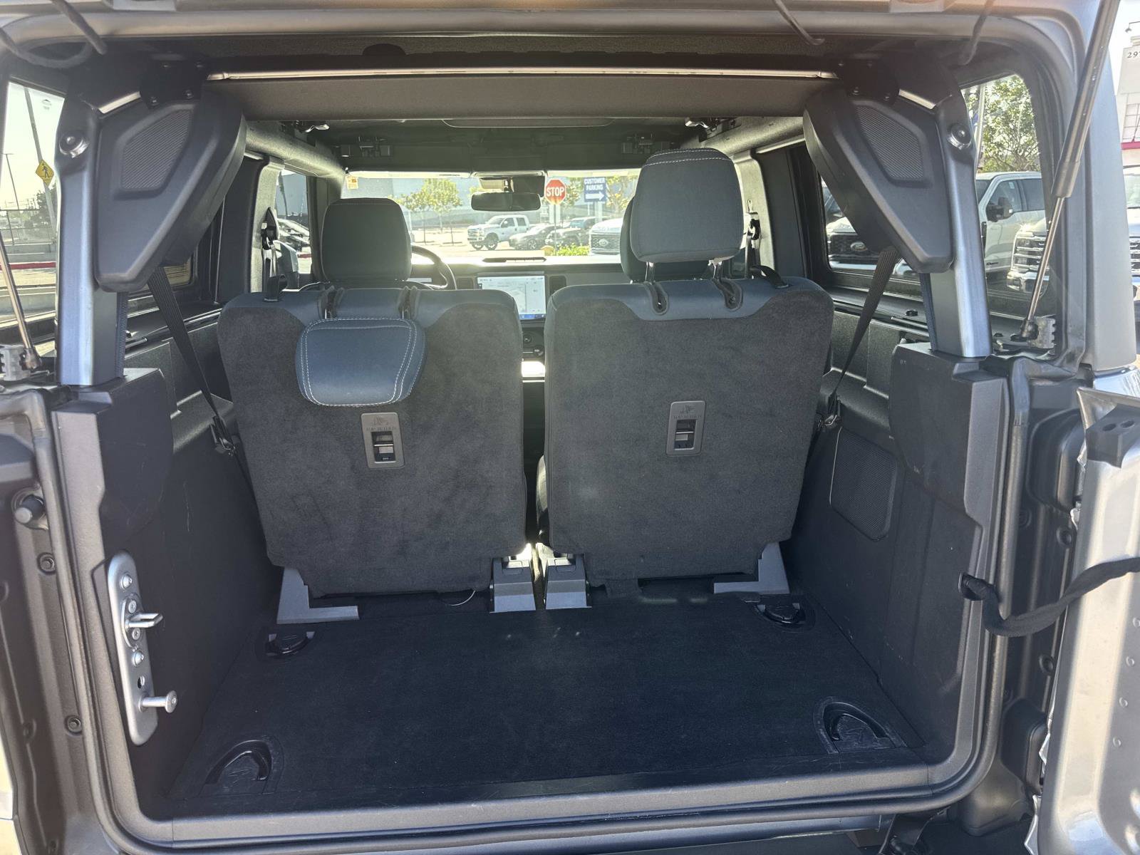 Used 2022 Ford Bronco Outer Banks AWD/4WD image 6