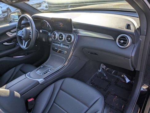 Used 2022 Mercedes-Benz GLC 300 4MATIC image 21