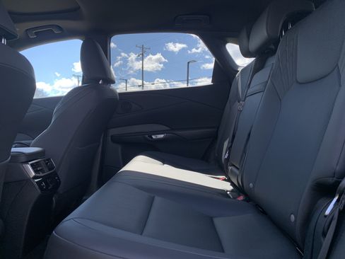 Certified 2025 Lexus RX 350 Premium w/ Accessory Package (Z1) image 19