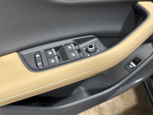 Used 2025 Audi Q7 3.0T Premium Plus image 26