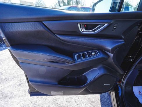 Used 2023 Subaru Ascent Limited w/ Technology Package image 9