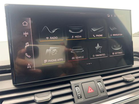 Used 2022 Audi Q5 2.0T Premium w/ Convenience Package image 63