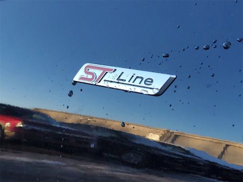 New 2026 Ford Escape ST-Line Select w/ Equipment Group 401A image 31