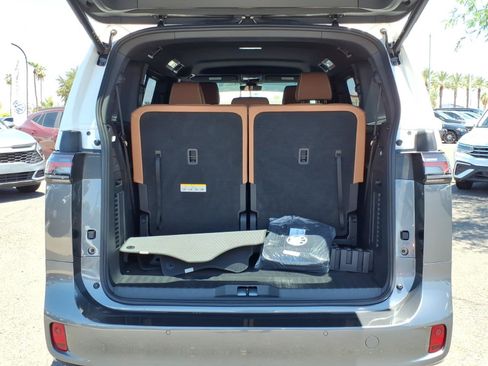 Used 2025 Volkswagen ID. Buzz Pro S RWD image 11
