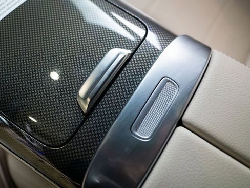 Certified 2025 Mercedes-Benz C 300 4MATIC Sedan image 19