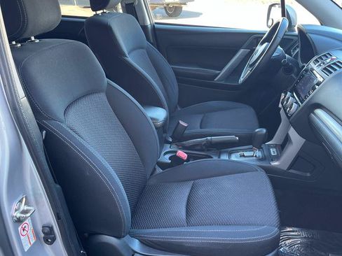 Used 2018 Subaru Forester 2.5i Premium AWD/4WD image 17