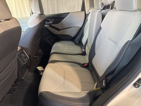 Used 2020 Subaru Forester Premium image 15