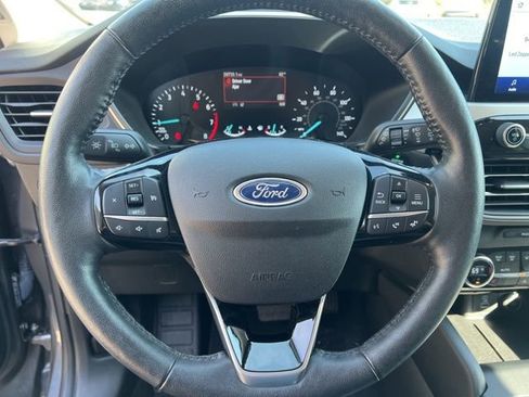 Used 2021 Ford Escape SE w/ SE Sport Appearance Package AWD/4WD image 25