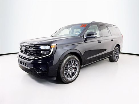 Used 2025 Ford Expedition Max Platinum w/ Stealth Performance Package AWD/4WD image 3