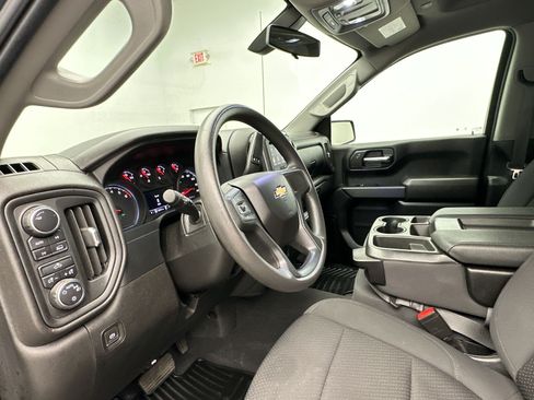 Certified 2022 Chevrolet Silverado 1500 Custom w/ LPO, Dark Essentials Package AWD/4WD image 25