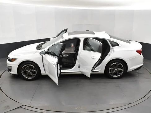 Used 2023 Chevrolet Malibu LT FWD image 7