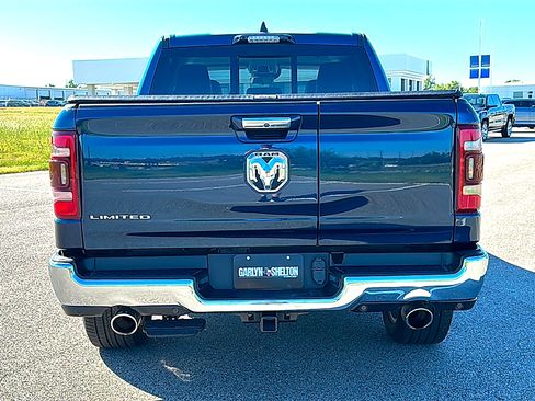 Used 2022 RAM 1500 Limited image 7