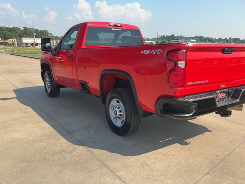 Used 2025 Chevrolet Silverado 2500 W/T w/ WT Convenience Package image 6