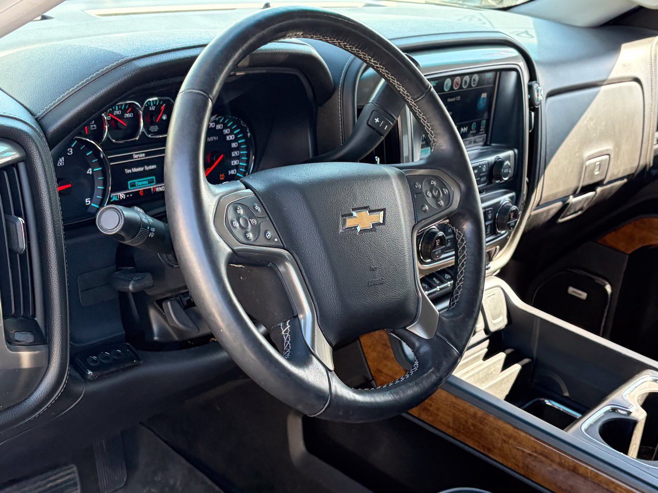 Used 2017 Chevrolet Silverado 2500 High Country w/ Duramax Plus Package AWD/4WD image 8