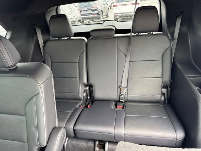 Used 2026 Buick Enclave Sport Touring AWD/4WD image 23